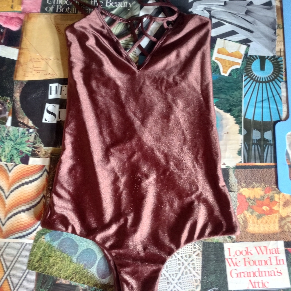 Issa de mar bronze one piece like new cheeky